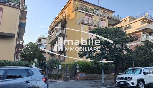 Ostia Levante, Via Capo Soprano, Attico Trilocale Ristrutturato con Terrazzo di 25mq