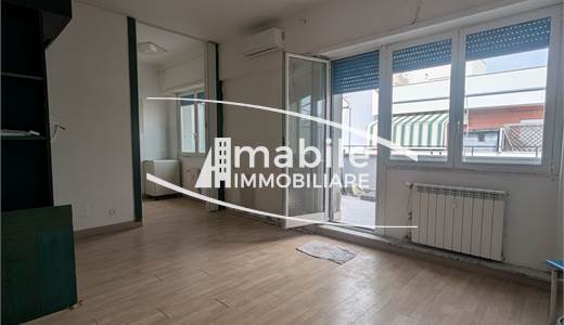 Ostia Ponente, Via delle Azzorre, Attico Monolocale da Ristrutturare con Terrazzo di 20mq